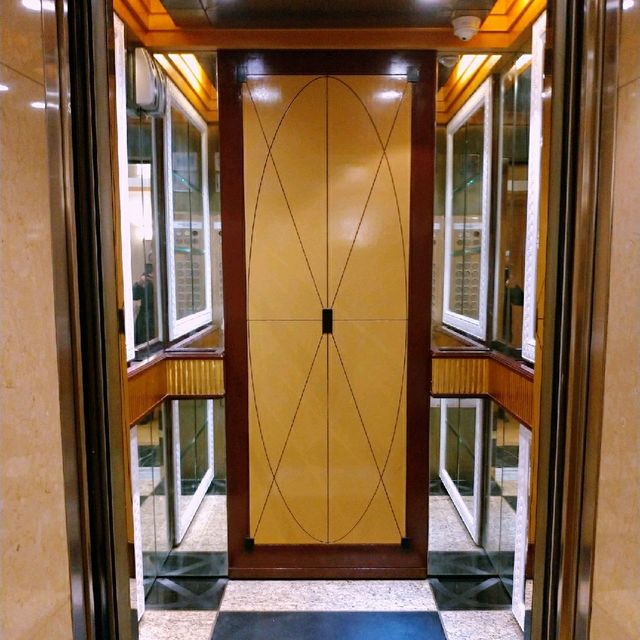 北角街市裏的華美達盛景酒店 北角街市裏的華美達盛景酒店