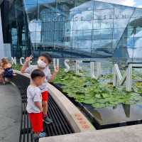 Arts Fun At The Artscience Museum