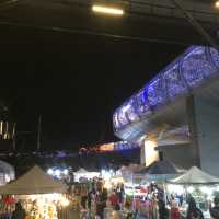 เดินชิลที่ เดอะ สตรีทรัชดา