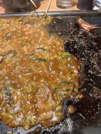 철판에 직접 구워먹는 몬자야키 맛집, 젠야