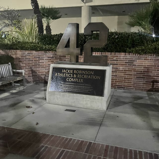 Best university in LA