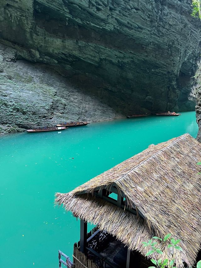Want to go to Pingshan with the person you like to see the Love Gorge.