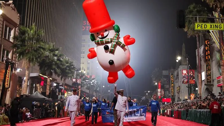 The Hollywood Christmas Parade | Los Angeles