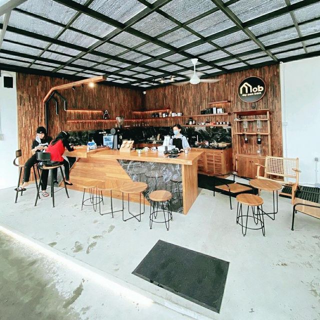 My Own Barn, Shanghai