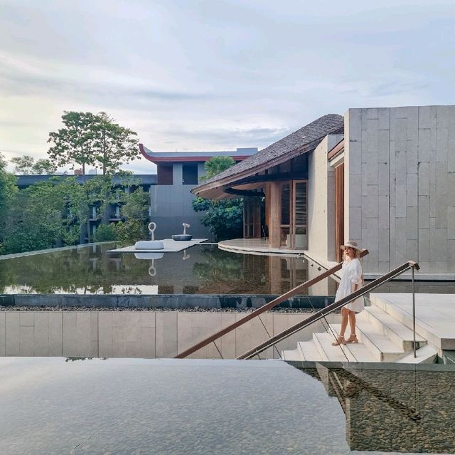 รีสอร์ทสวยริมทะเล ใกล้สนามบินภูเก็ต