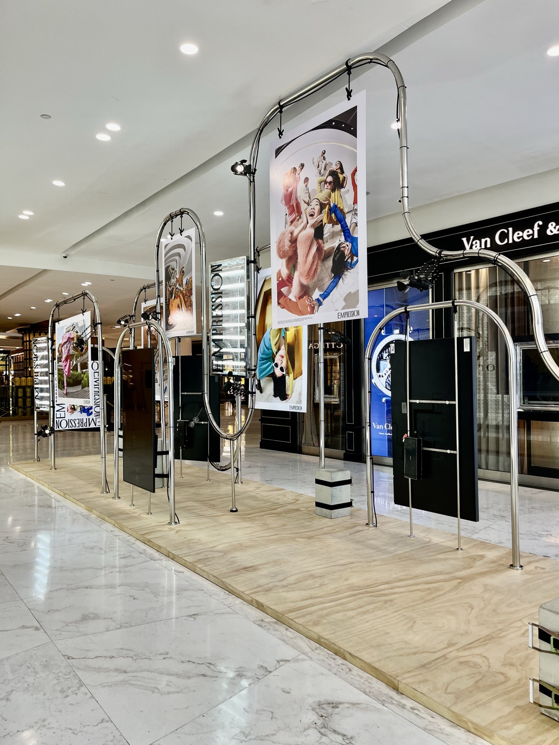 rubi shoes fountain gate