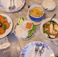 ตู้กับข้าว ร้านอาหารพื้นเมืองภูเก็ต 🥙🍲