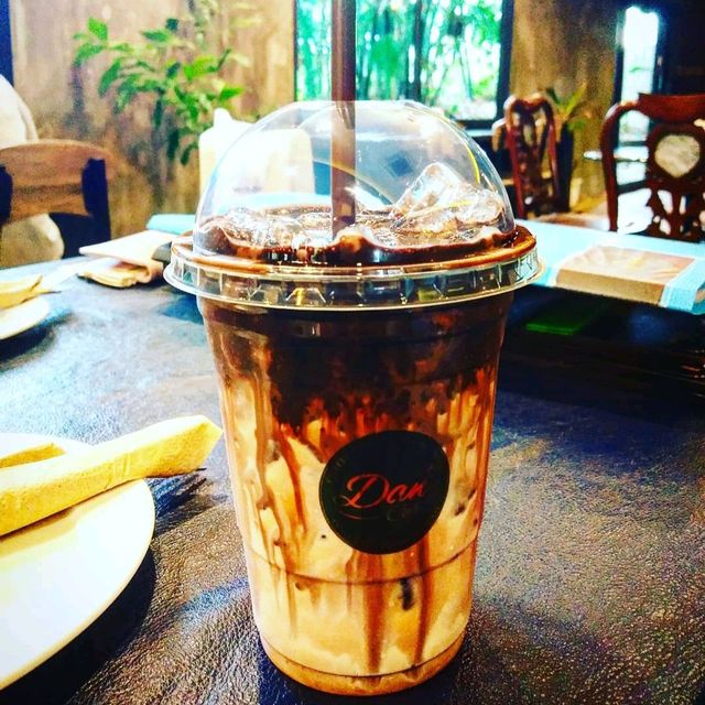 Dan Cafe' บ้านไร่แดนสวรรค์ ปราจีนบุรี
