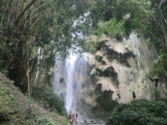 Majestic Tumalog Falls