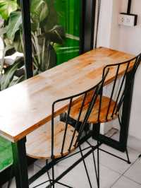 Cafe' cottage