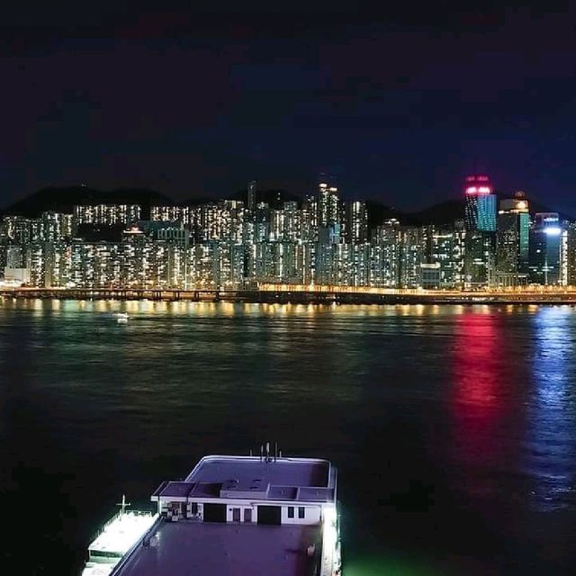 低調奢華 偌大空間 優質行政酒廊