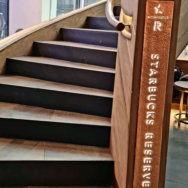 STARBUCKS RESERVE SIAM SQUARE ONE 