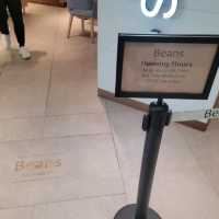 Beans the Rambler週末，週日期間制定早餐
