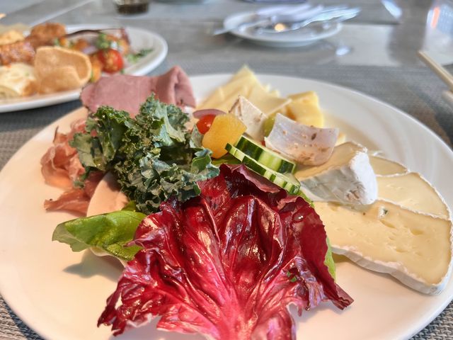 千禧新世界酒店抵食buffet lunch   