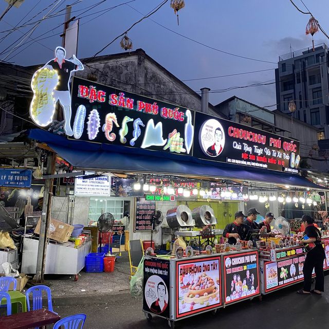 เดินเล่นๆแต่กินจริงๆที่ Phu Quoc Night Market