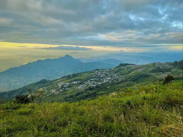 พักติดผา ชมวิวหมอก นอนแช่อ่าง กินหมูกระทะลอยฟ้า⛰️