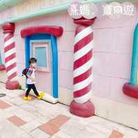snoopy’s world