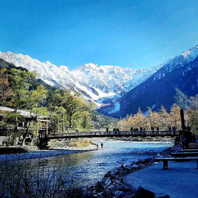 上高地は絶景の山岳リゾート