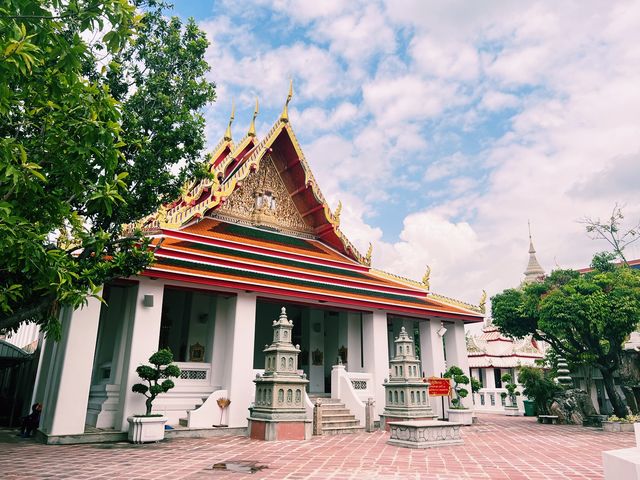 วัดโพธิ์ วัดที่มีเจดีย์มากที่สุดในประเทศไทย