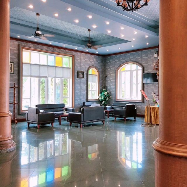  โรงแรมท่ามกลางขุนเขา