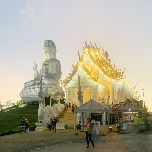 Wat Huay Pla Kang-Best Sunset Spot