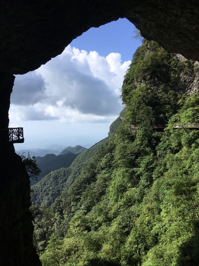 Gorgeous Chongqing Jinfo Mountain