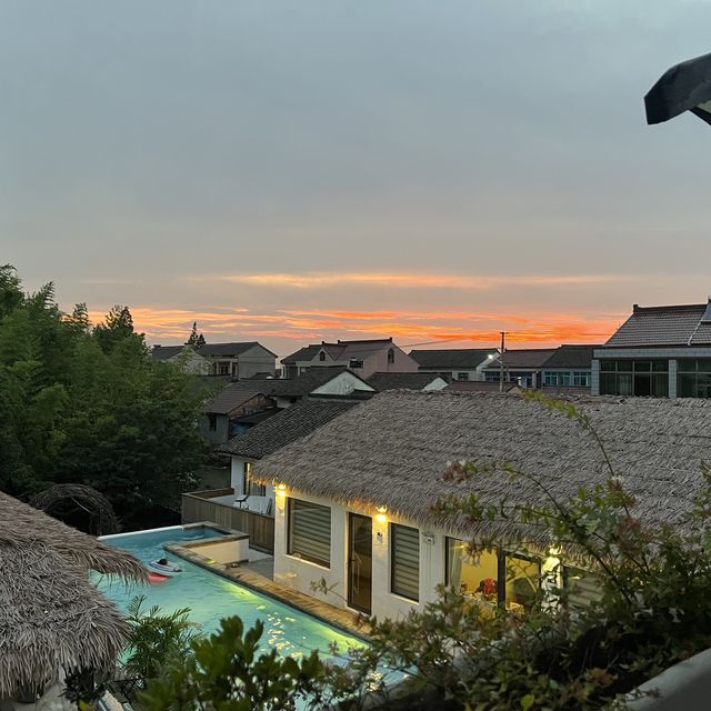 Sweat Island Hotel. 