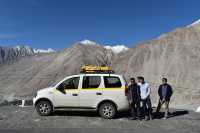 On the way to nubra Valley 