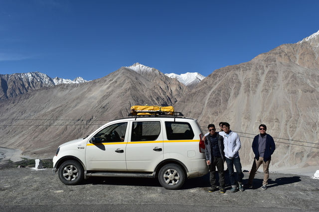 On the way to nubra Valley 
