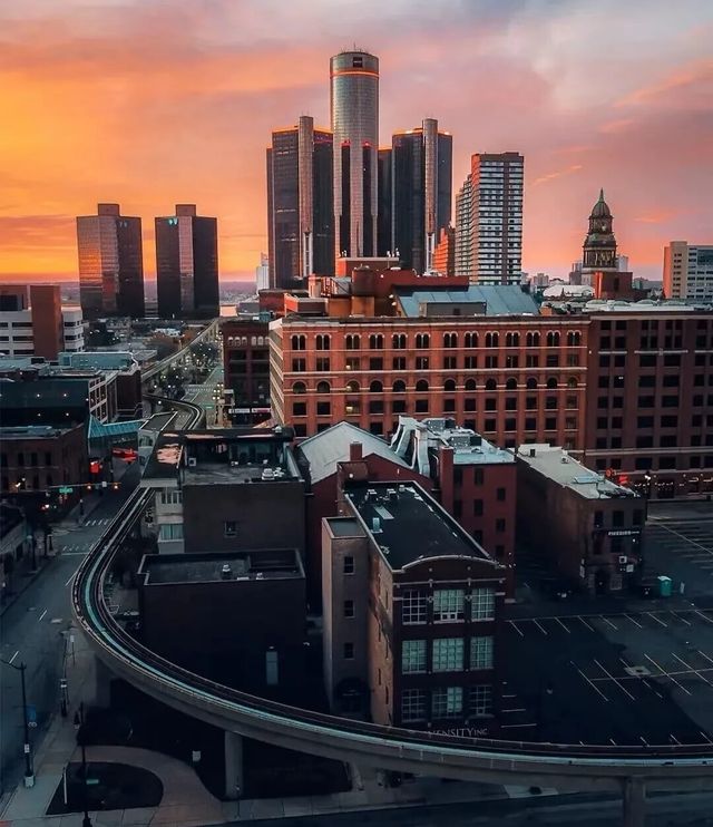 "The Motor City" Detroit was once the wealthiest city in the United States.