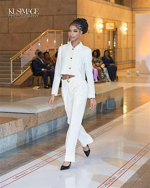 Runway Workshop with Eris Aubrie | District Lab