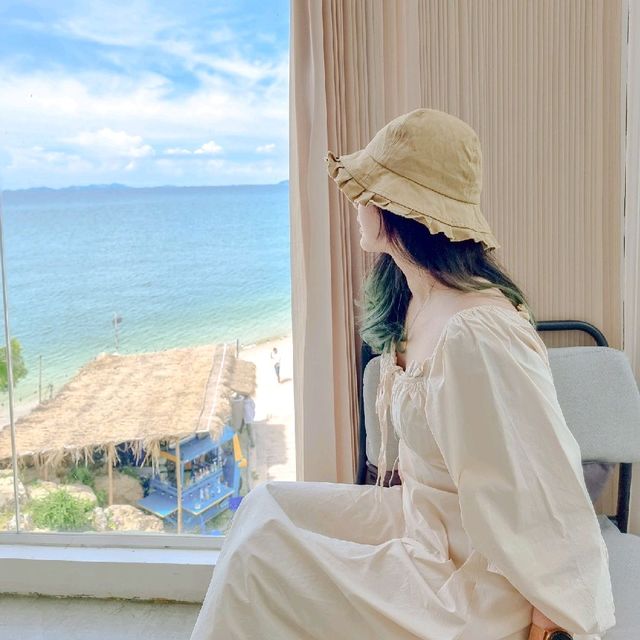 ปูซานทิพย์ที่พัทยา กับ S'more beach cafe