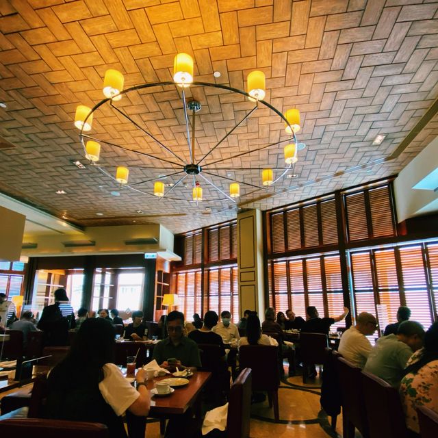 Hyatt集團旗下另一位成員——尖沙咀凱悅酒店
