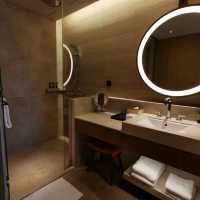 Luxurious Staycay in town with city view 