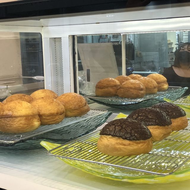 臺中探店 逢甲 菠羅先生Mr.BOLO