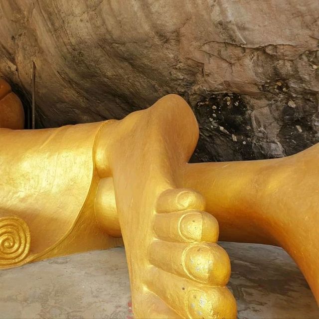 🙏🙏🙏พระพุทธฉาย @ สระบุรี🙏🙏🙏
