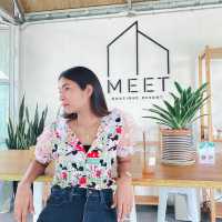MEET CAFE