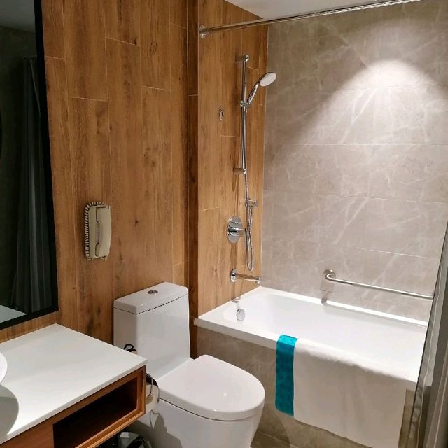 抵住百樂酒店包新裝豪華房及二人中式晚餐