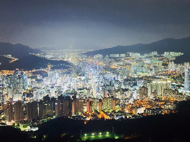 부산이 내려다 보이는 전망대 💡