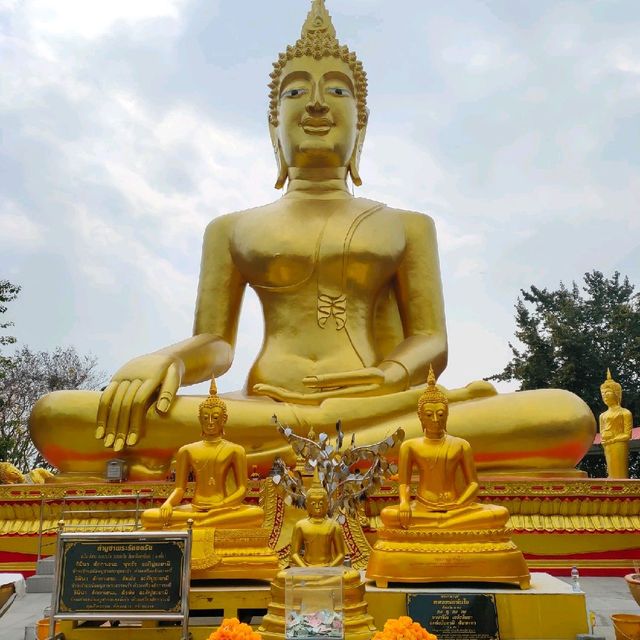 วัดเขาพระใหญ่ พัทยา

