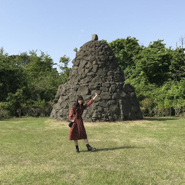 돌과 자연이 조화를 이루는 곳, 제주 ‘돌문화공원’