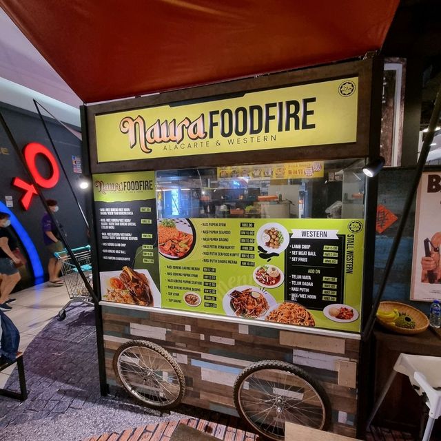 Glutton Food Street @KSL mall 