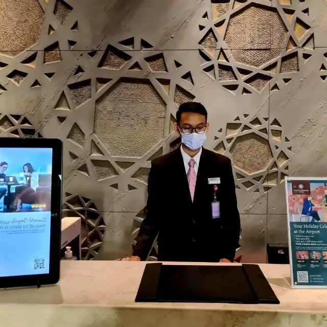 Sapphire Lounge PLAZA PREMIUM LOUNGE 