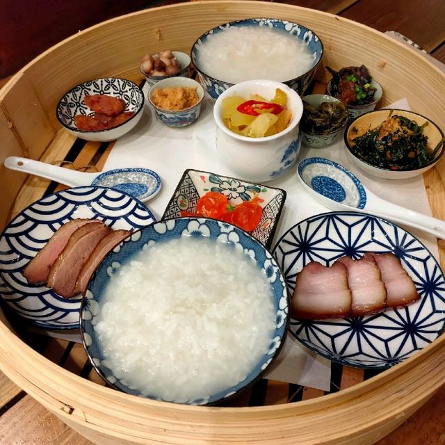 Lhong Tou Cafe (หลงโถว คาเฟ่) เยาวราช 