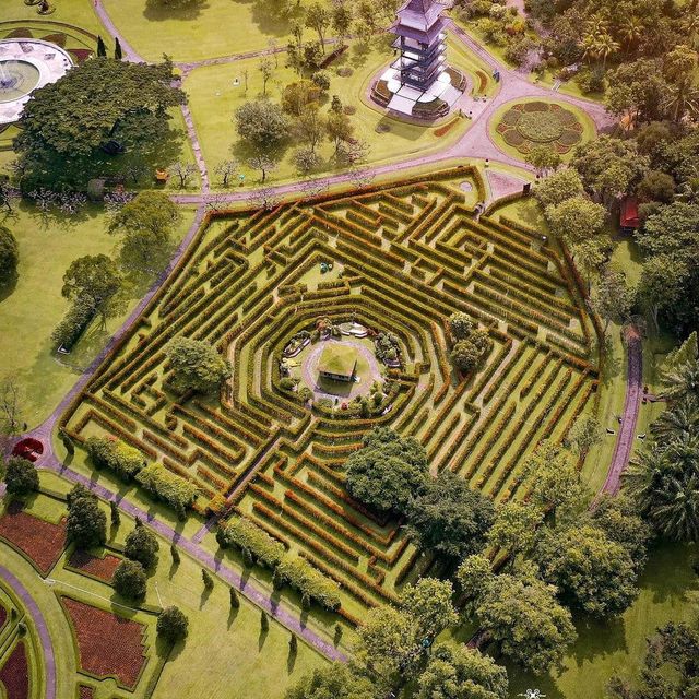 Taman Bunga Nusantara
