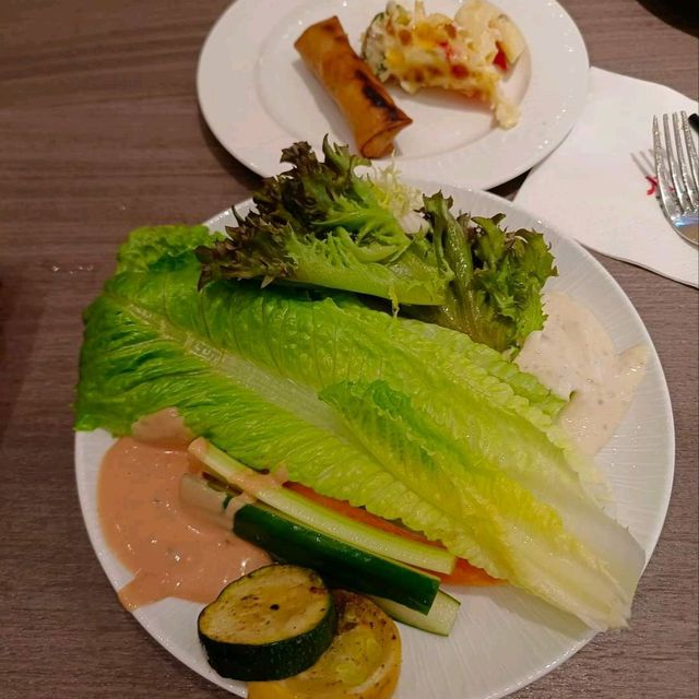 【高雄吃到飽】萬豪酒店行政酒廊，HH可以酒精飲品自由了😍