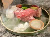 육즙 가득한 고퀄리티 돼지고기 맛집 ‘마장동 김씨’