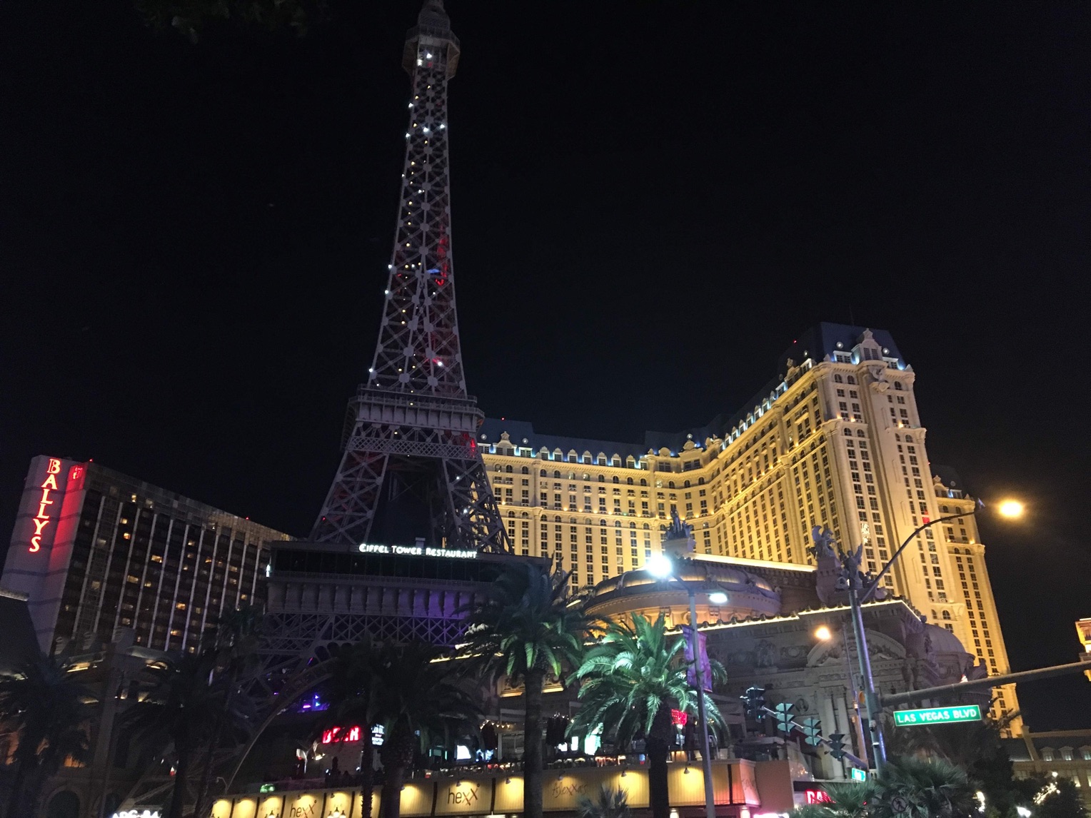 煌びゆく街並み アメリカ ラスベガスの夜景が綺麗すぎた Trip Com ラスベガスの旅のブログ