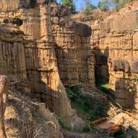 Incredible Pha Chor Cliff Stone At The Doi Lo