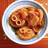 魯肉張豬腳爌肉飯